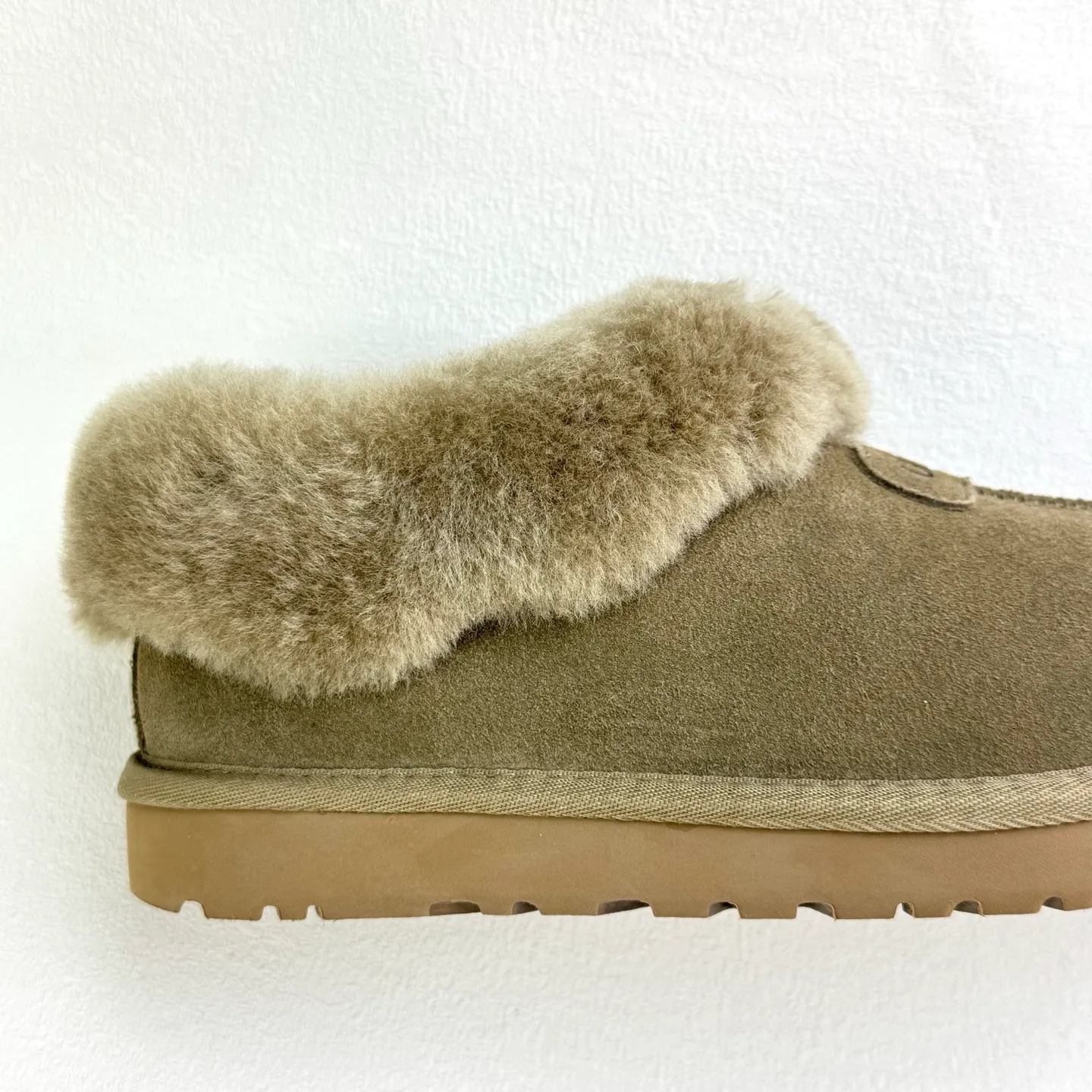 Self-pickup 💰400 UGG Tatzite glutinous pumps, easy to put on and take off, model 4810, casual slip-on fur shoes, short boots, color: maroon, reindeer, antelope brown, black, gray 𝚜𝚒𝚣𝚎: 𝟯𝟱-𝟰𝟬